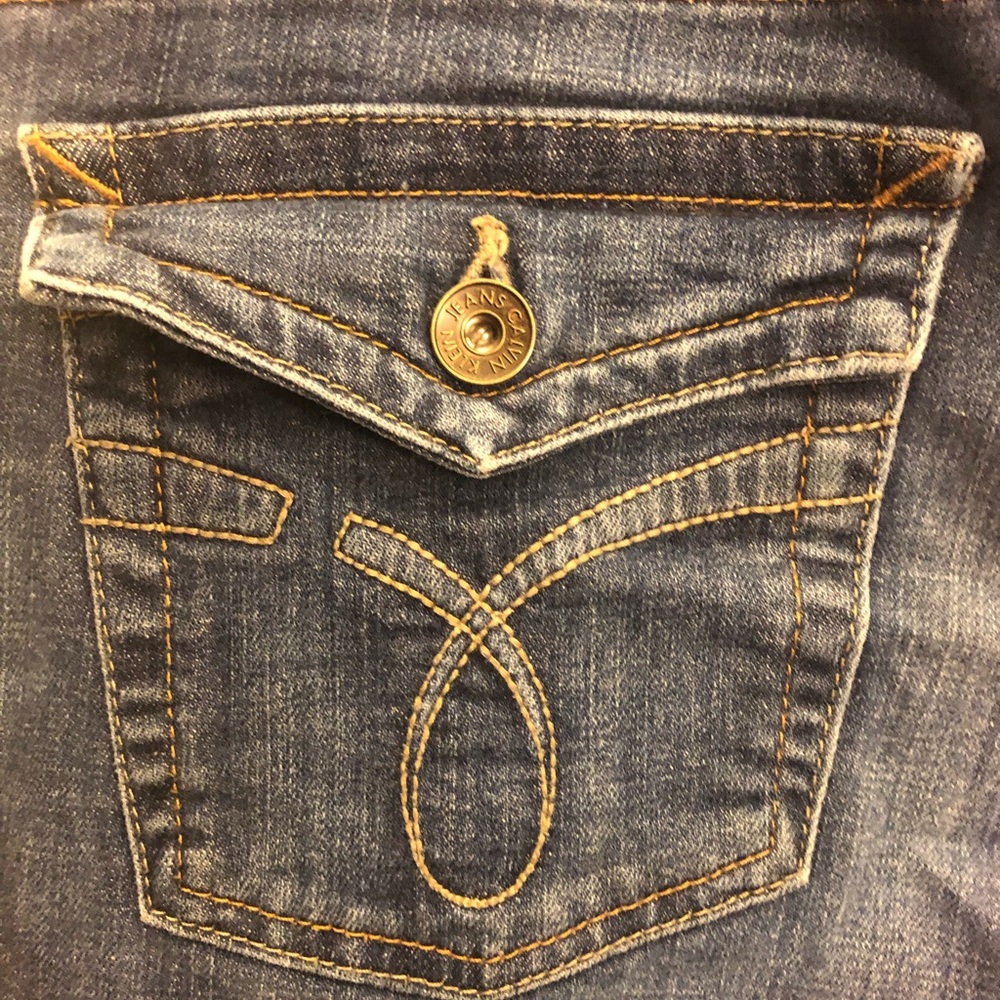 SALE!!!   Mid rise Calvin Klein jeans